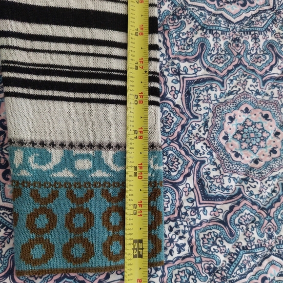 Icelandic Design Full Zip Wool Blend Nordic Sweater Size M - Picture 10 of 10